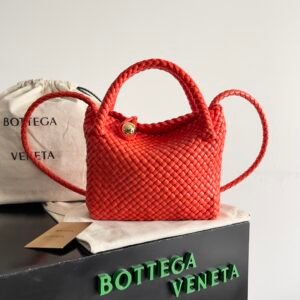 BOTTEGA VENETA