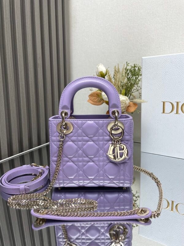 DIOR