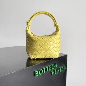 BOTTEGA VENETA