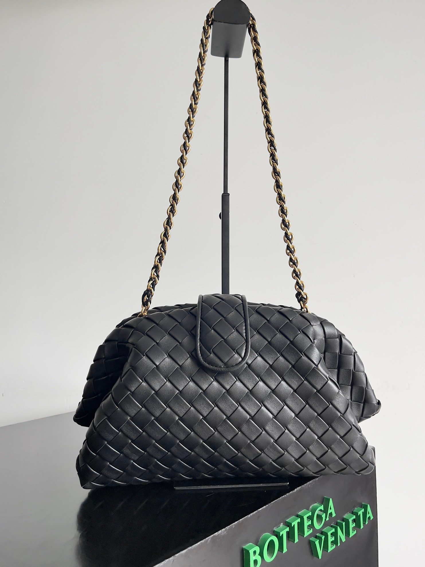 BOTTEGA VENETA