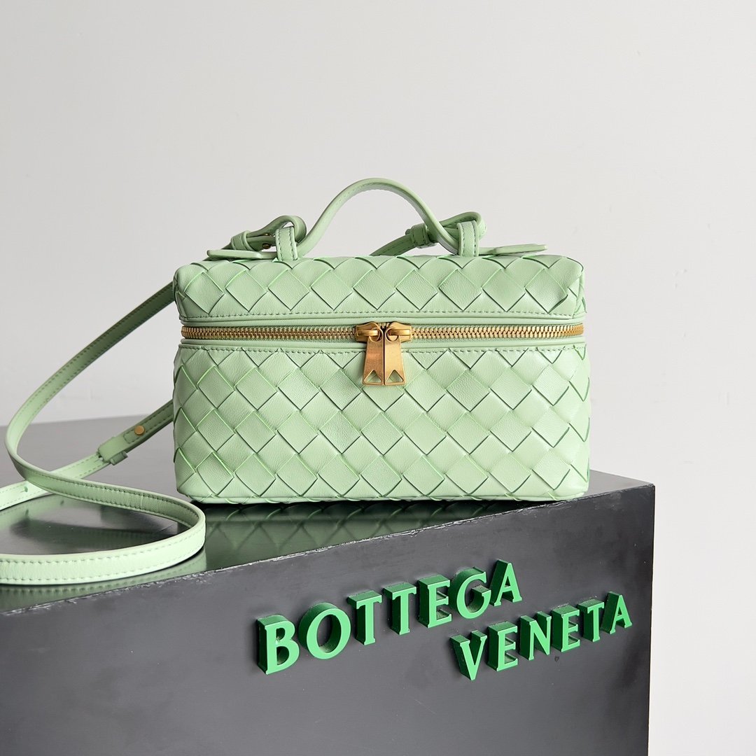 BOTTEGA VENETA