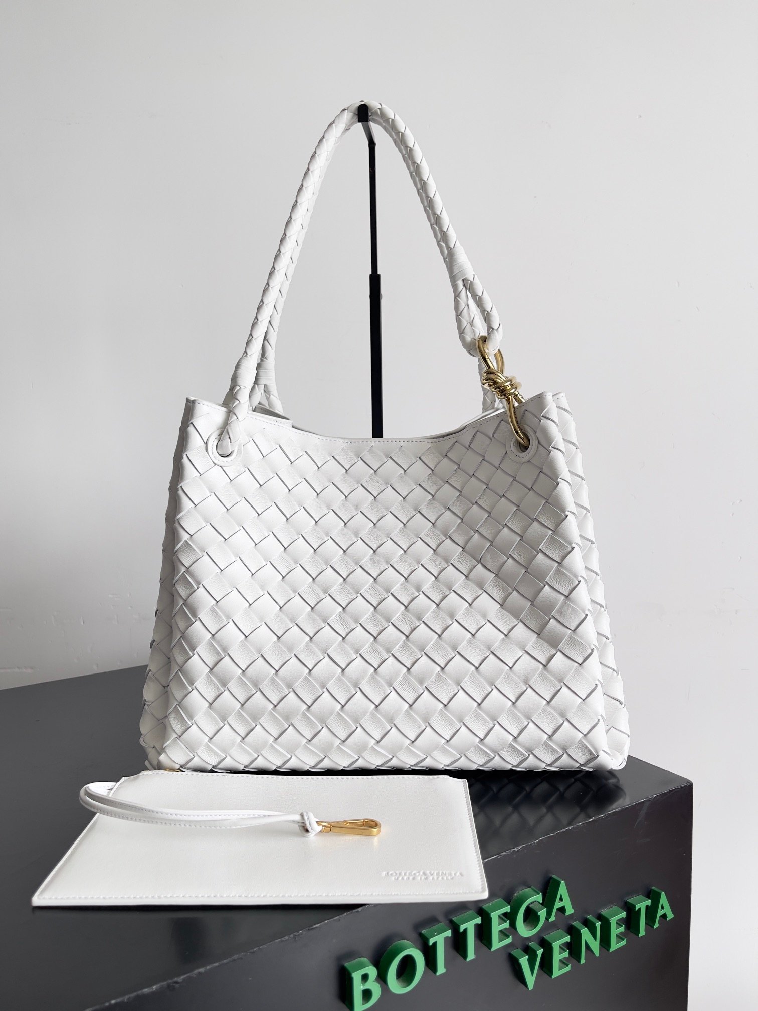 BOTTEGA VENETA