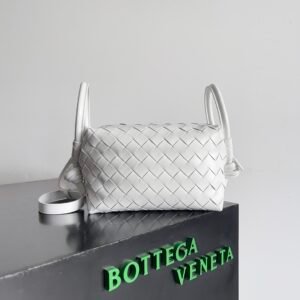 BOTTEGA VENETA