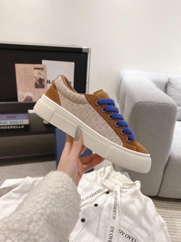 Dior women