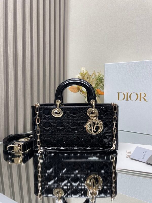 DIOR