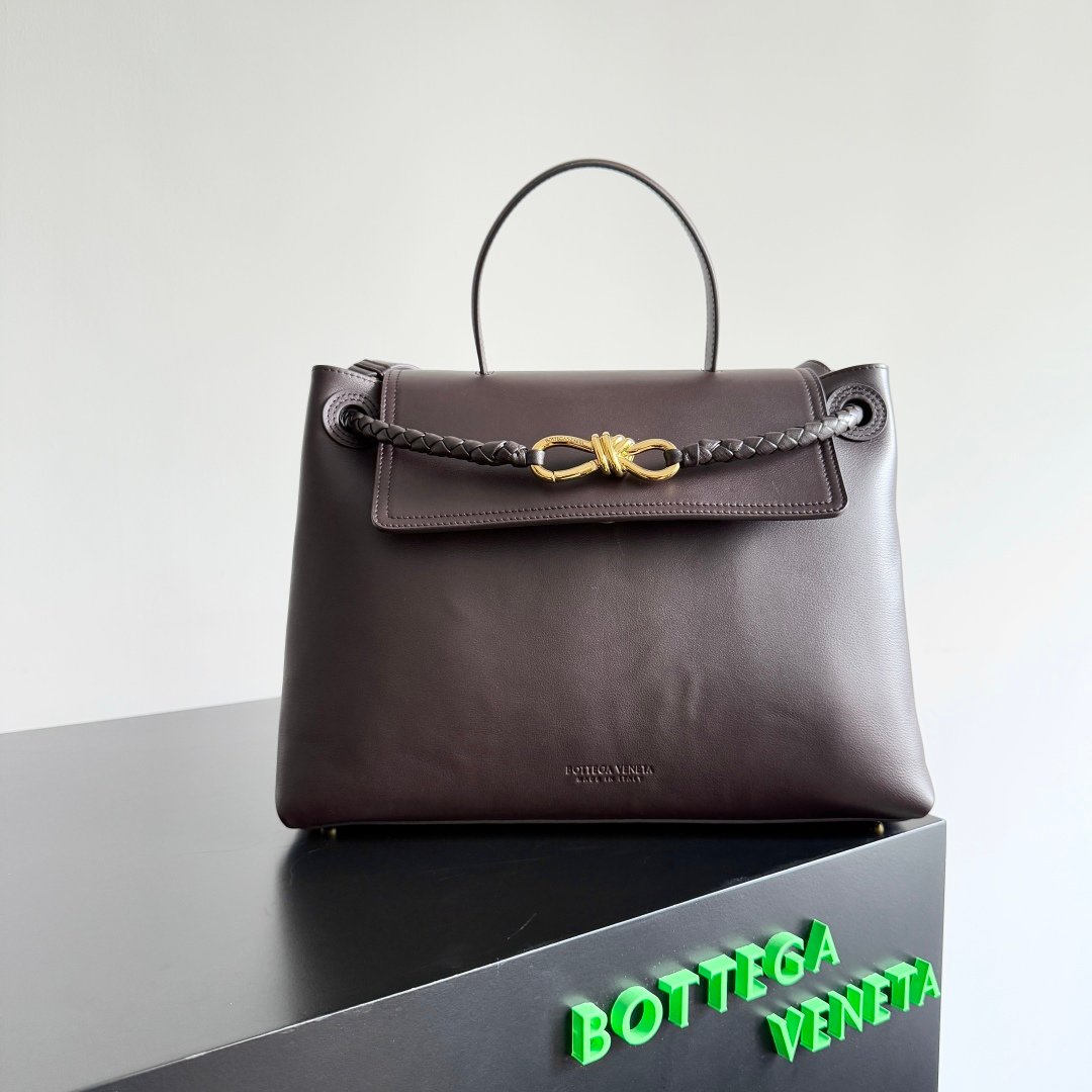 BOTTEGA VENETA