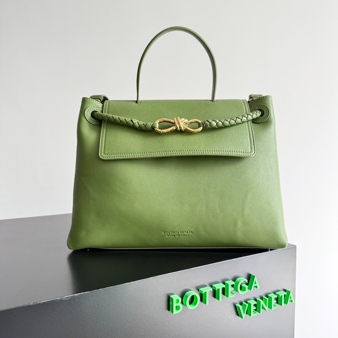 BOTTEGA VENETA