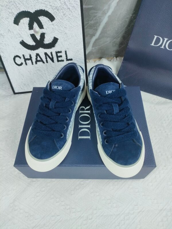 Dior women