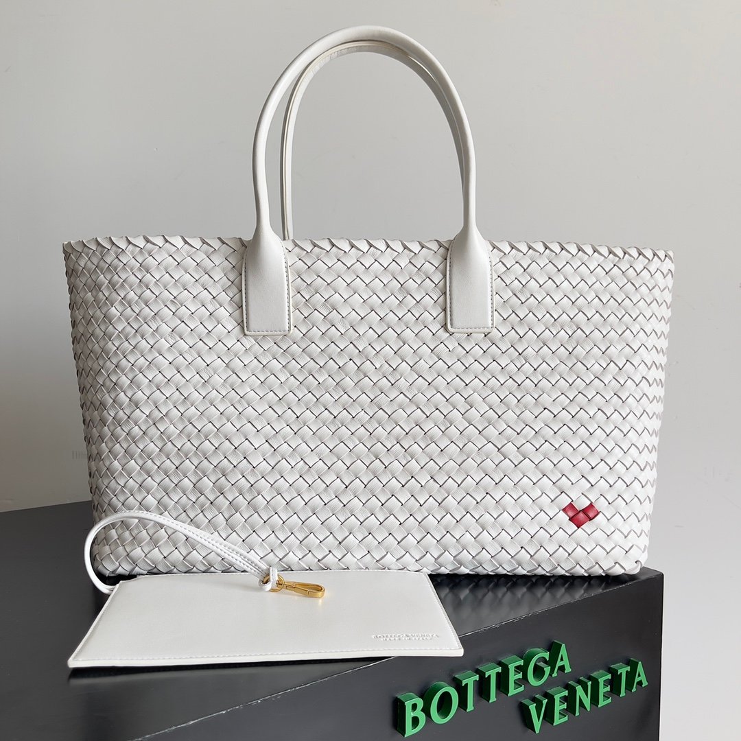 BOTTEGA VENETA