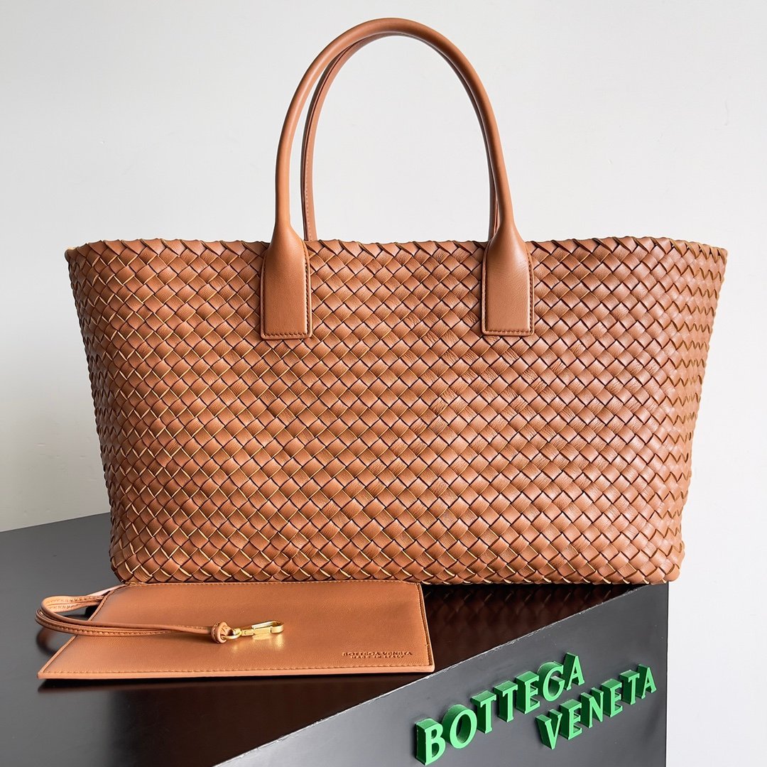 BOTTEGA VENETA