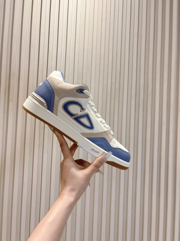 Dior women