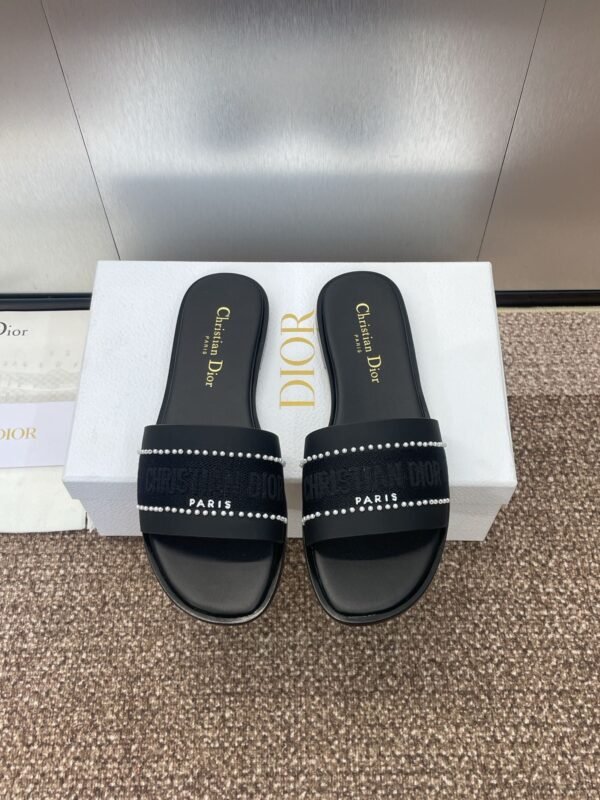 Dior women