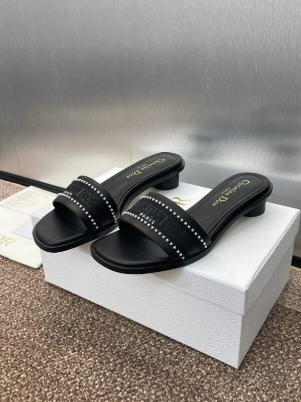Dior women