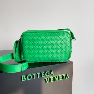 BOTTEGA VENETA