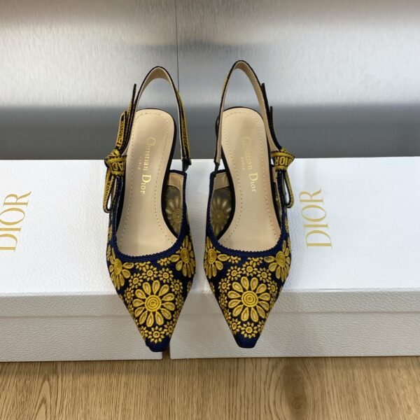 Dior women