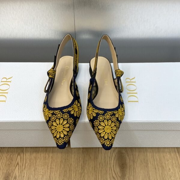 Dior women