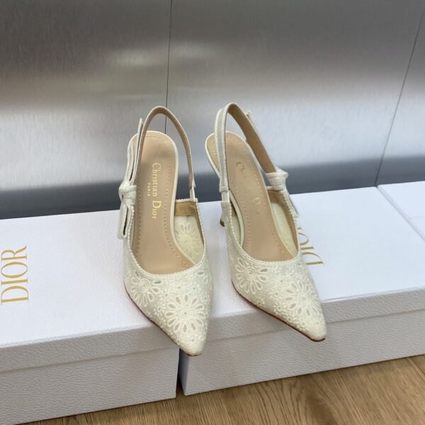 Dior women