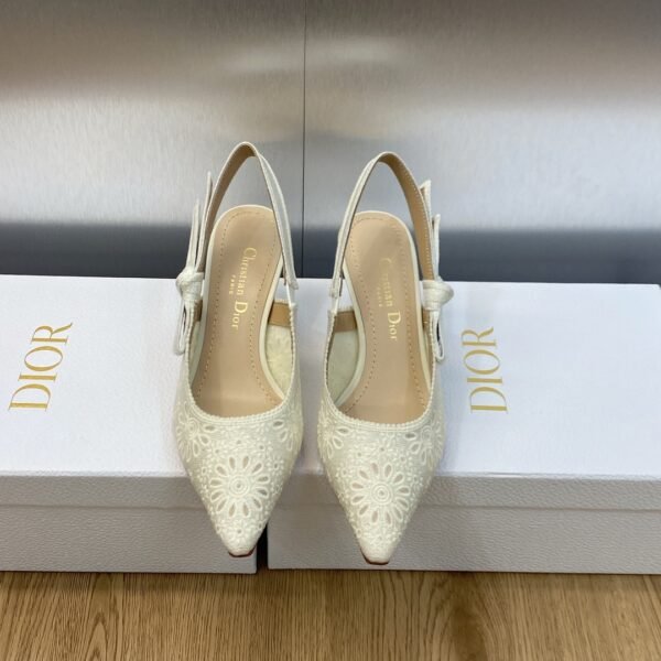 Dior women