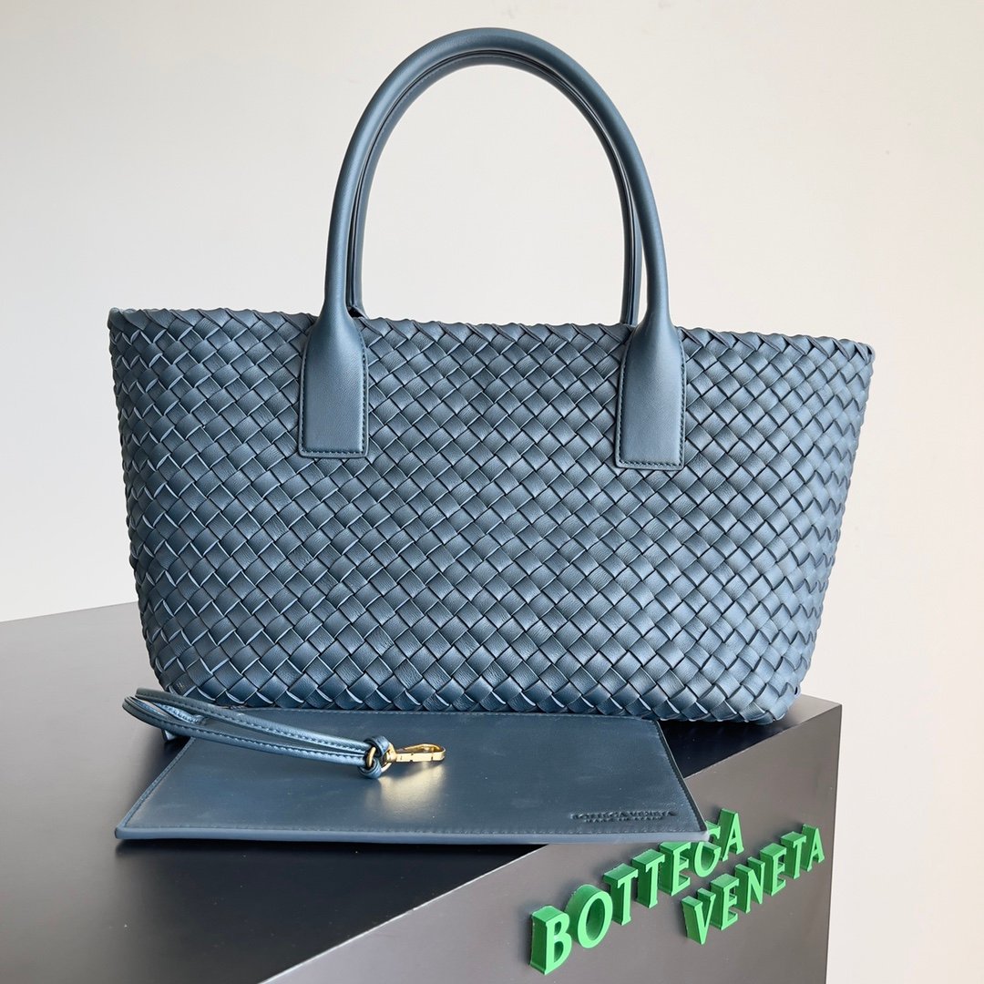 BOTTEGA VENETA