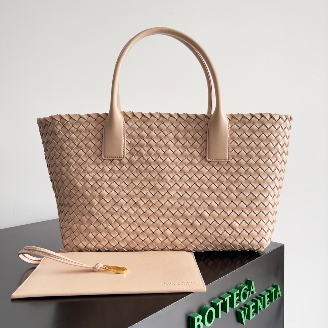 BOTTEGA VENETA