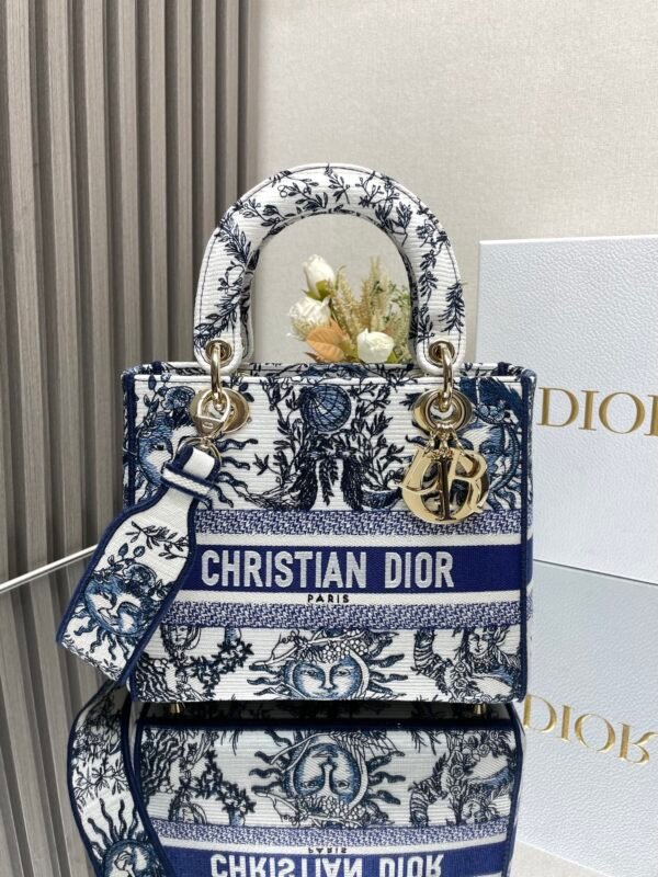 DIOR
