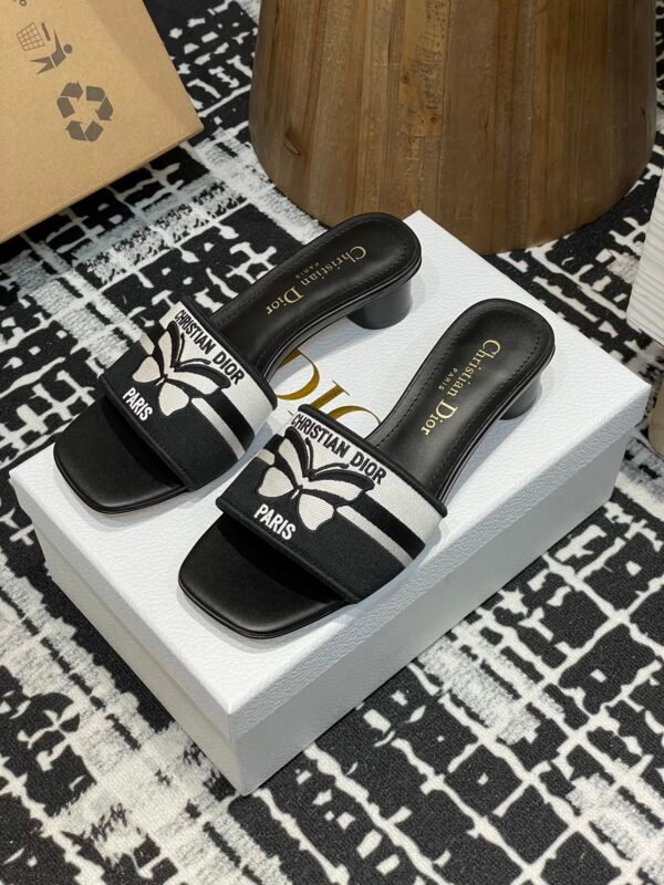 Dior women