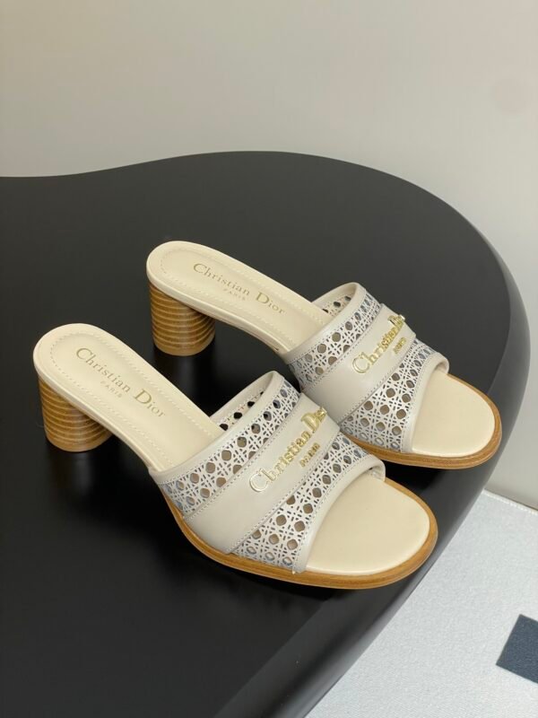 Dior women