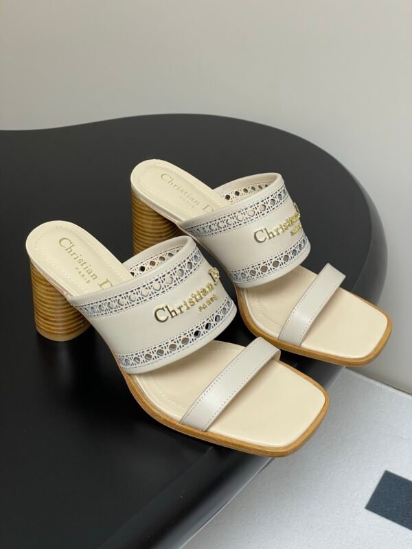 Dior women