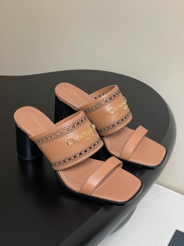 Dior women