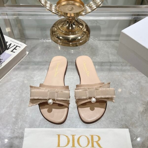 Dior women