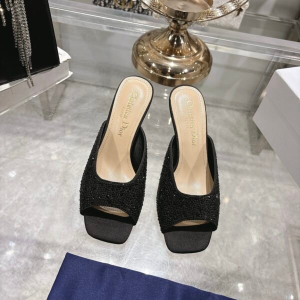 Dior women