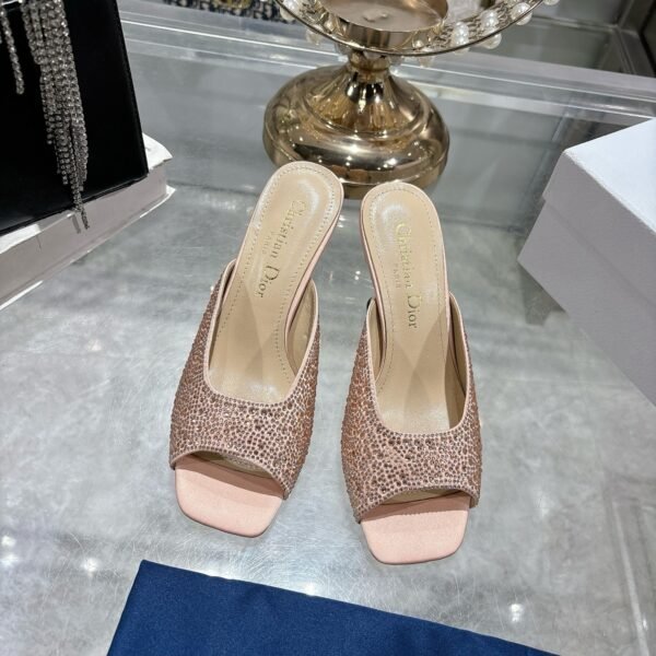 Dior women