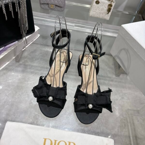 Dior women
