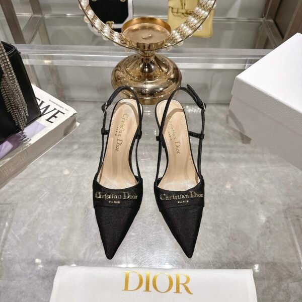 Dior women