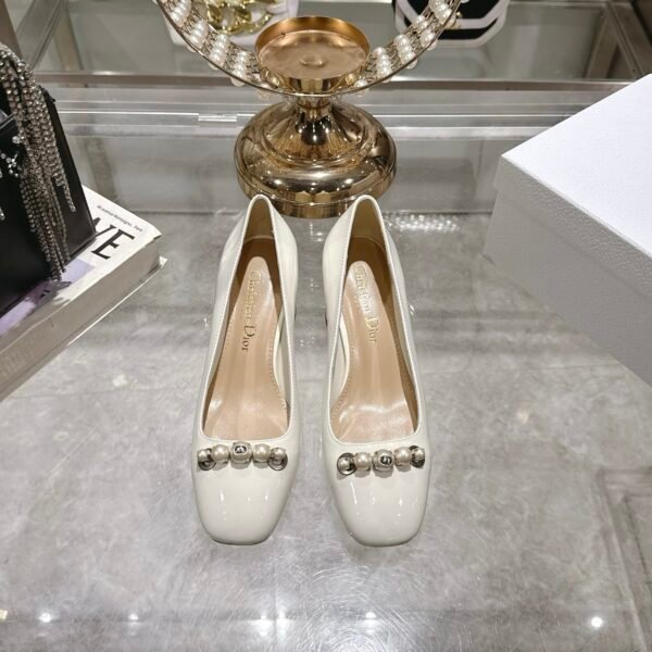 Dior women