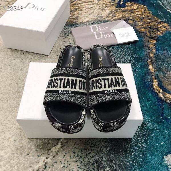 Dior women