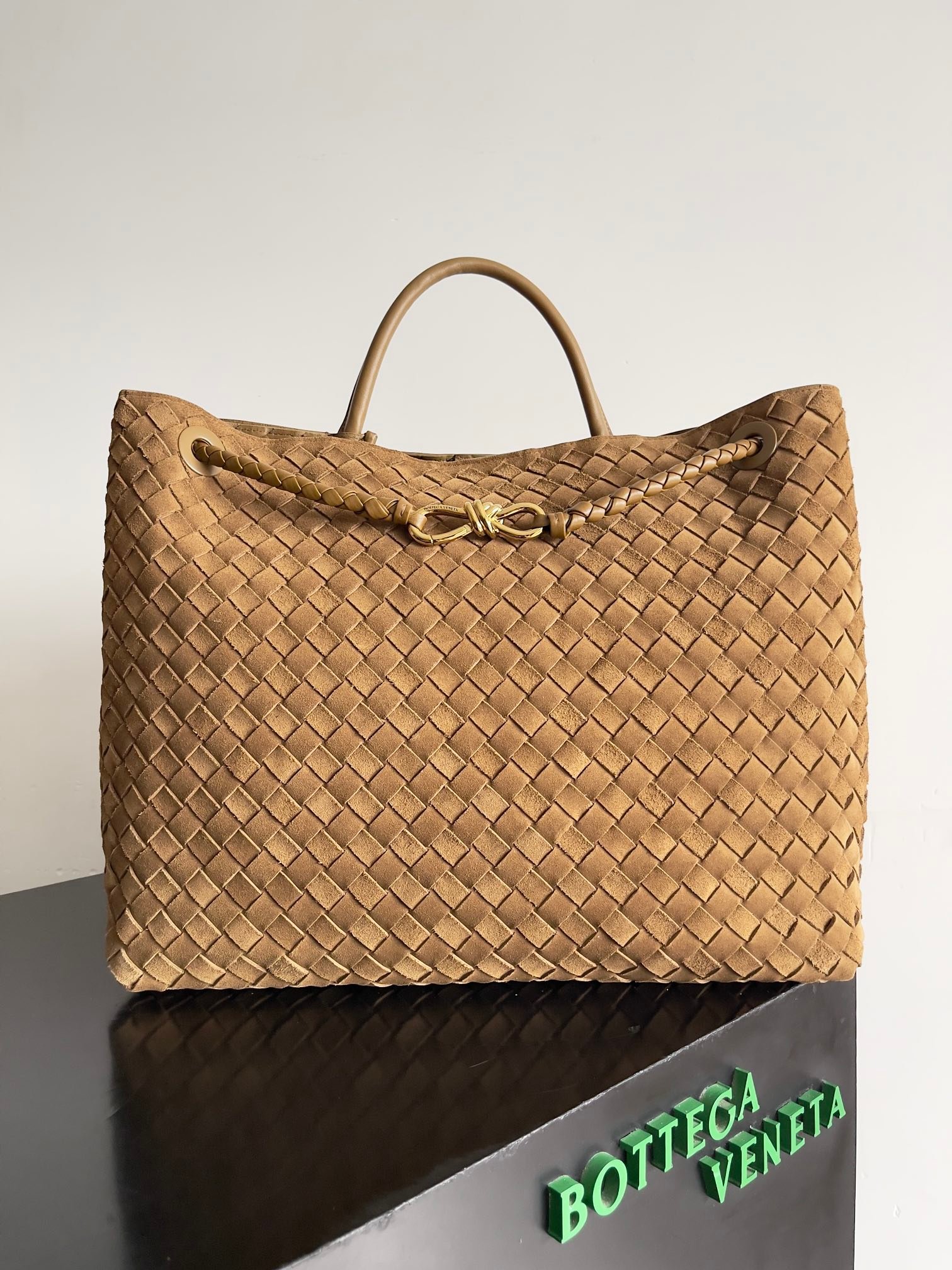 BOTTEGA VENETA