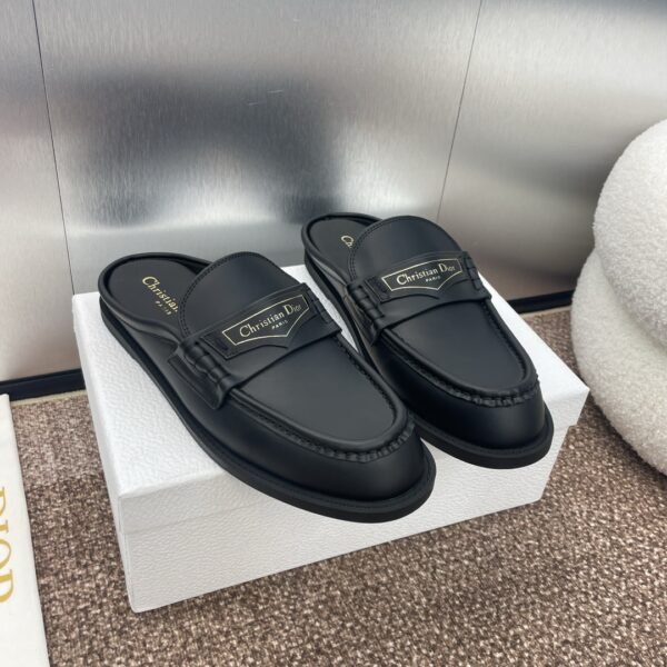 Dior women