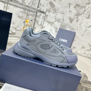 Dior women