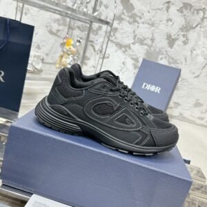 Dior women