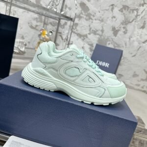 Dior women