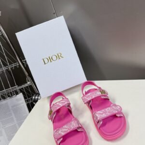 Dior women