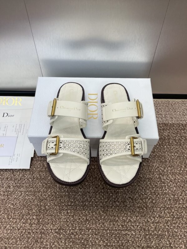 Dior women