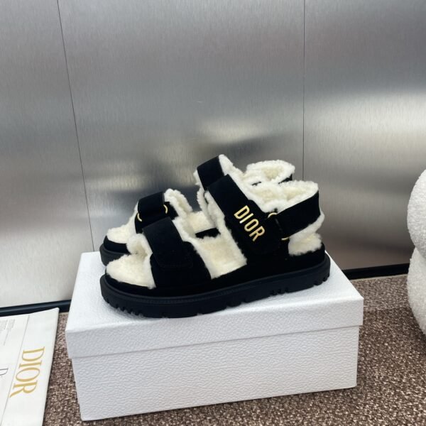 Dior women