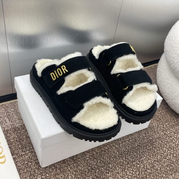 Dior women