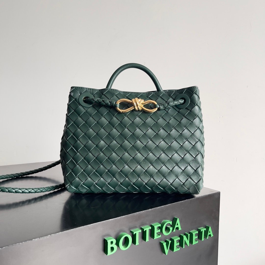 BOTTEGA VENETA