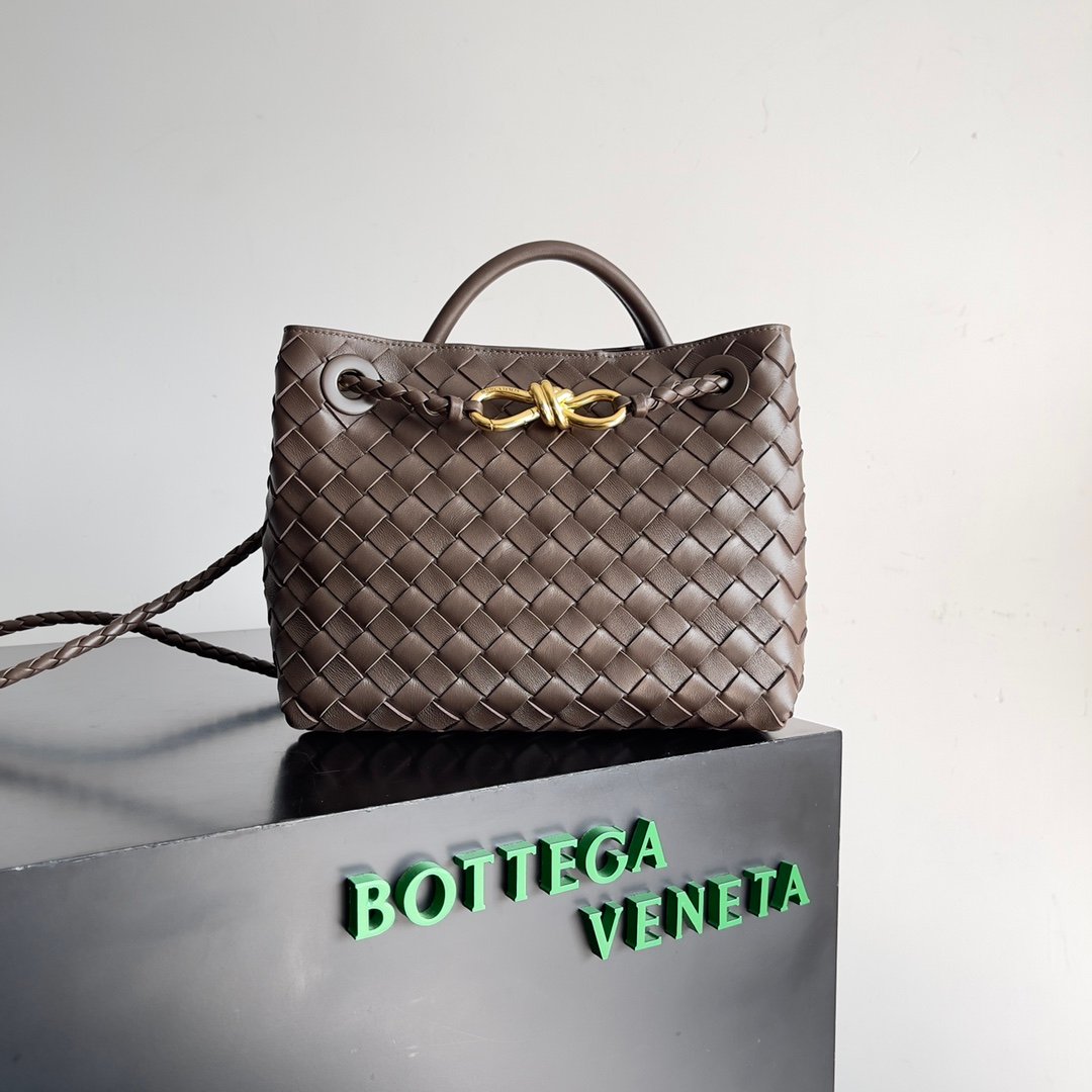 BOTTEGA VENETA