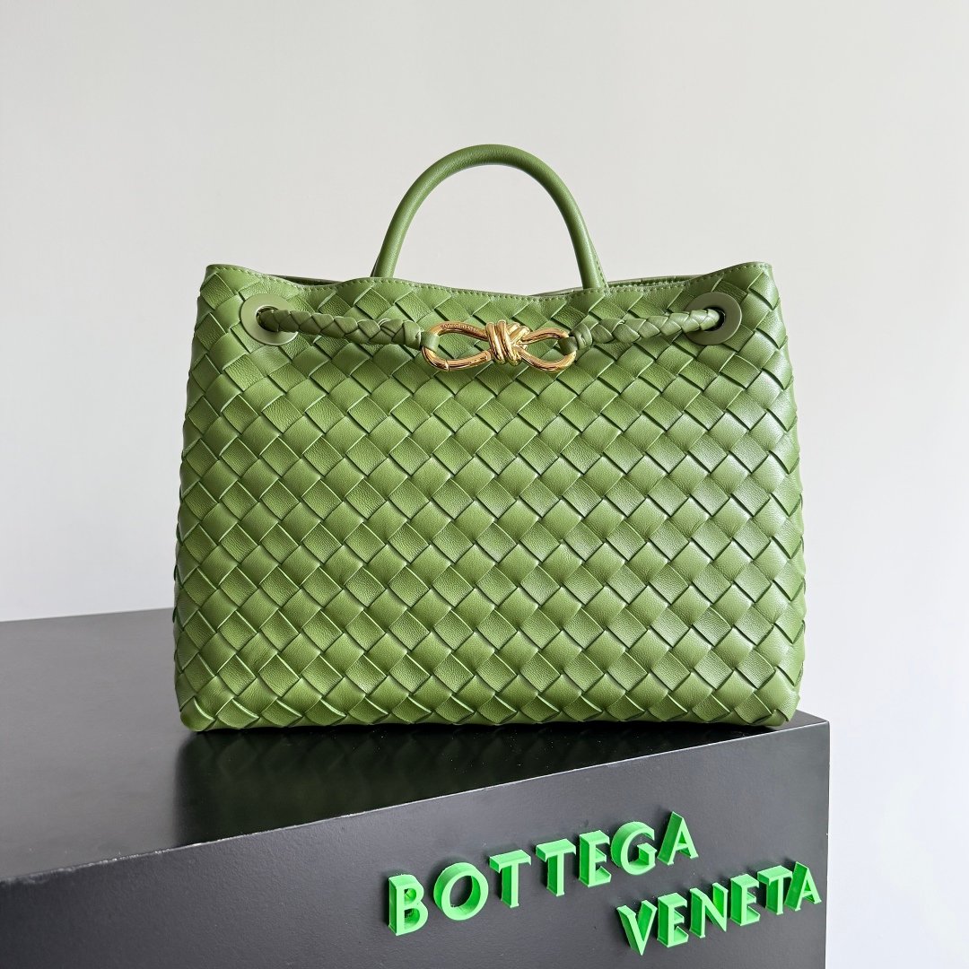 BOTTEGA VENETA
