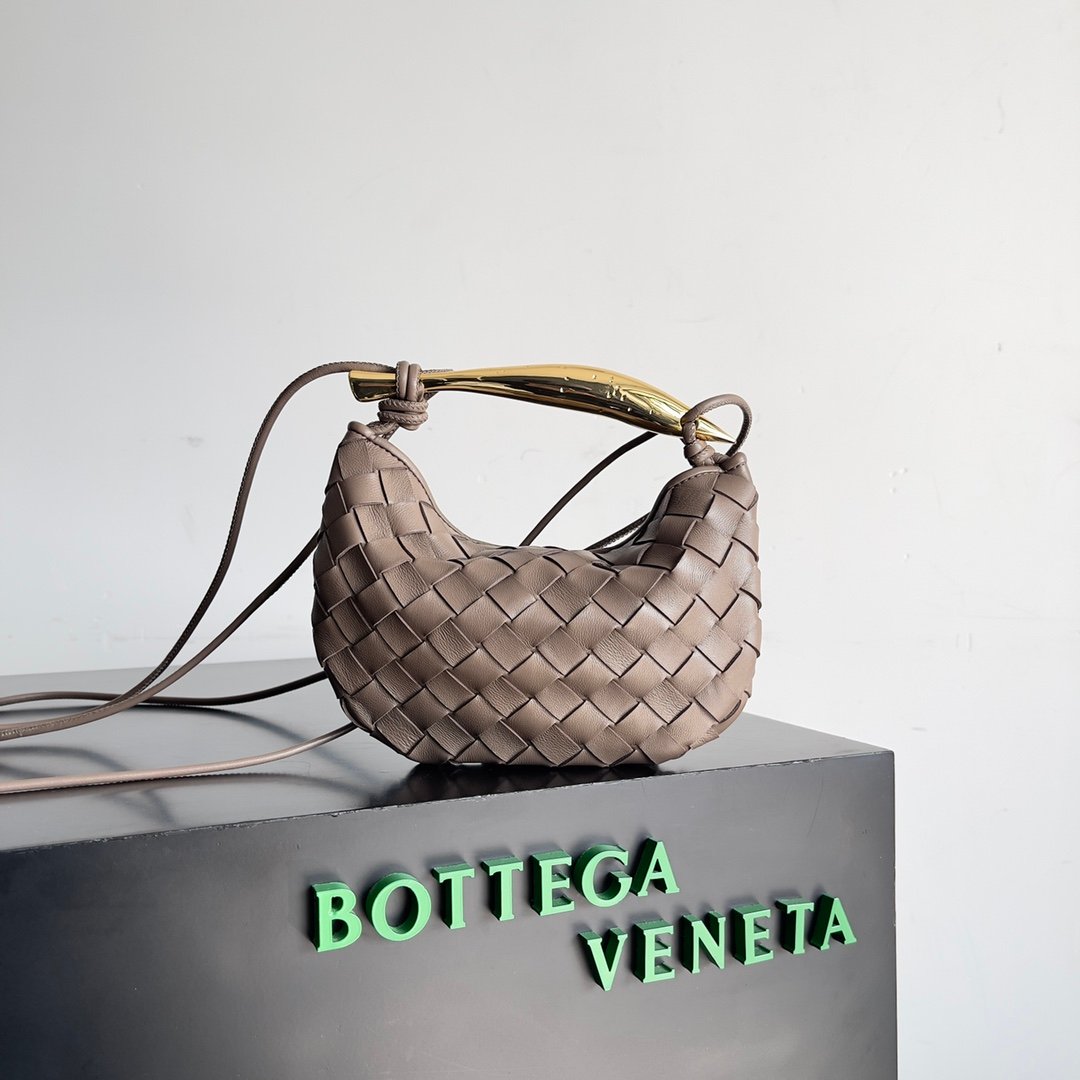 BOTTEGA VENETA