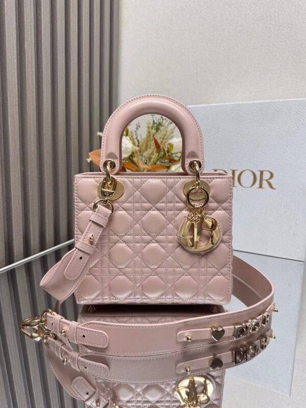 DIOR